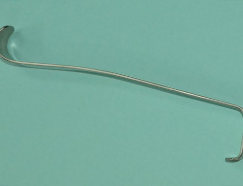 Cheek Retractor